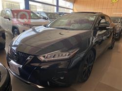 Nissan Maxima